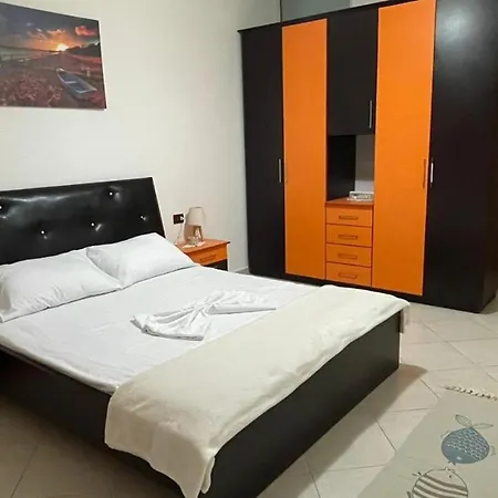 A & J Apartment